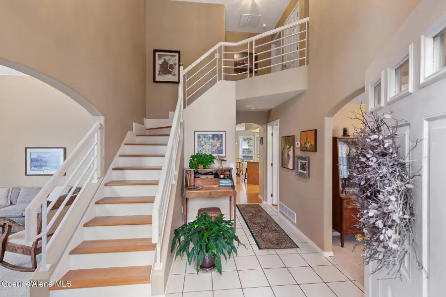 2210 W CANYON DR, Coeur Dalene, ID 83815 - #3