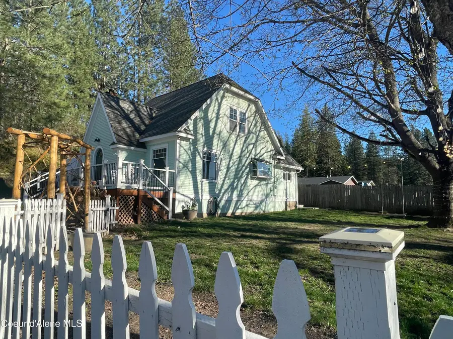 6645 Alderson Ln., Bonners Ferry, ID 83805 - #3