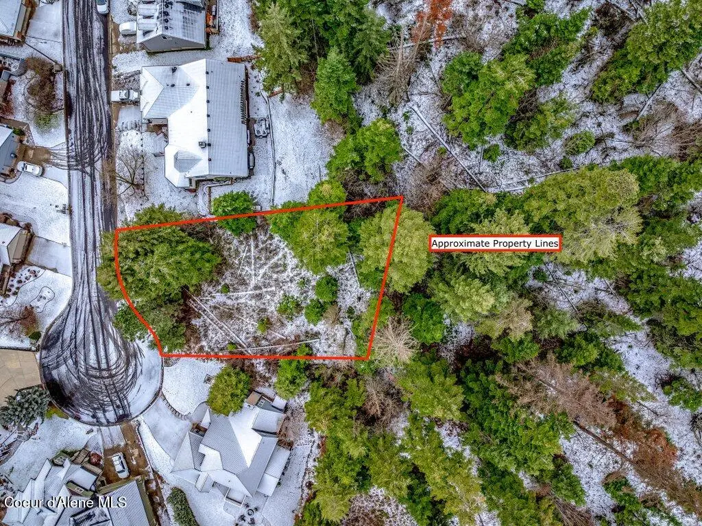 961 N Armstrong Dr, Coeur Dalene, ID 83814 - Image #1