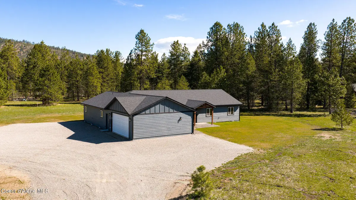 55 Flattery LN, Blanchard, ID 83804 - #1