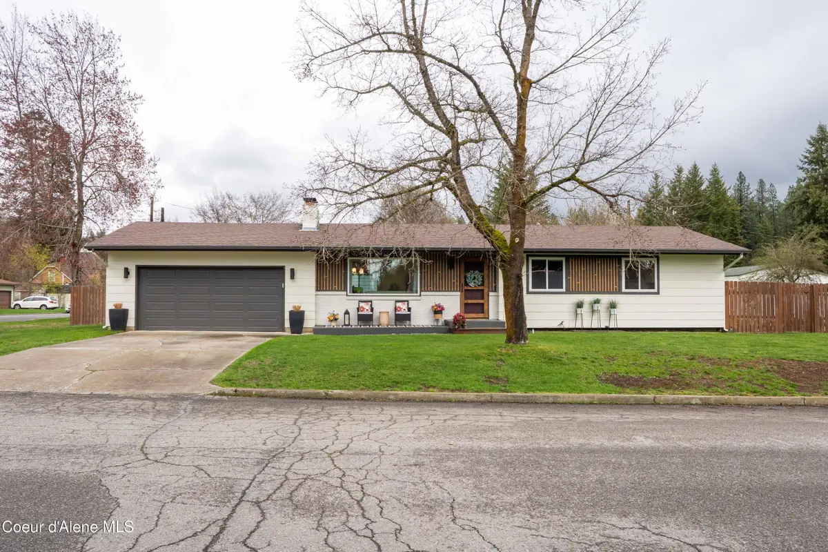 1034 N 23rd St, Coeur Dalene, ID 83814 - #1