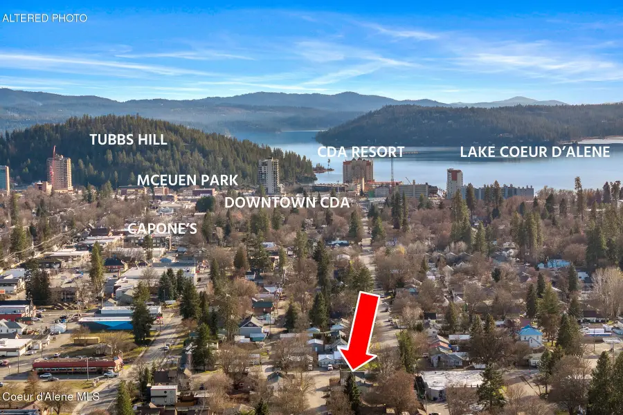 213 E Harrison Ave, Coeur Dalene, ID 83814 - #3