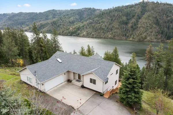 3700 E Fernan Hill Rd, Coeur d'Alene, ID 83814
