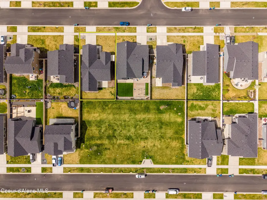 172 N Kirkwood ST, Post Falls, ID 83854 - #3