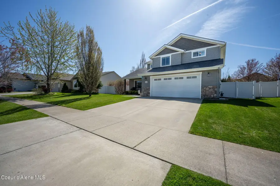 3147 W Blueberry CIR, Hayden, ID 83835 - #2