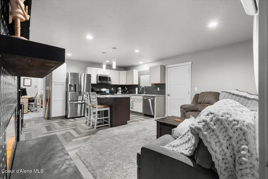 172 Wyatt LN, Spirit Lake, ID 83869 - #3