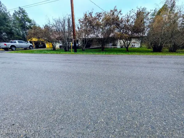 968 Roosevelt RD, Bonners Ferry, ID 83805