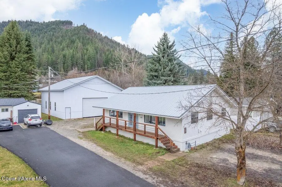 807 E Garden AVE, Osburn, ID 83849 - #2