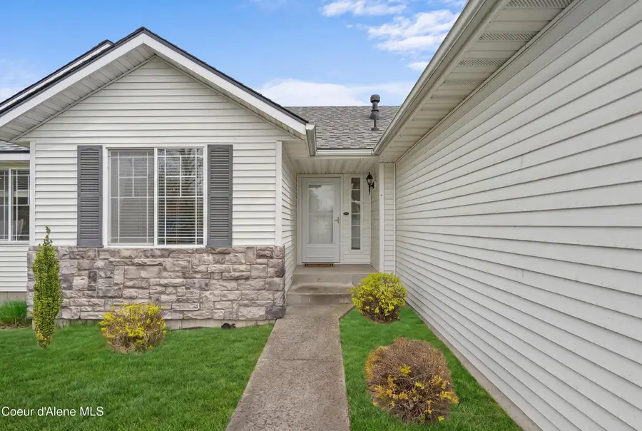 8270 N Ainsworth DR, Hayden, ID 83835 - #3