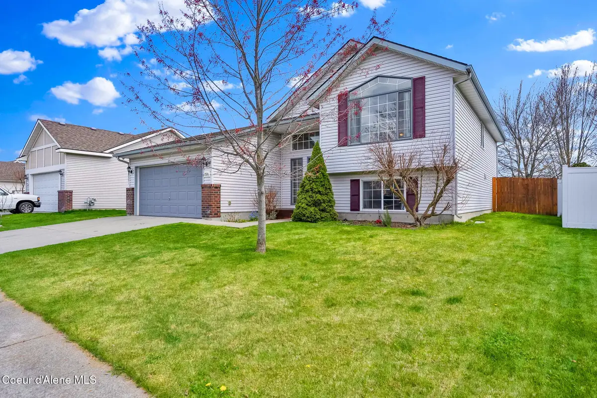 2534 N Coolwater Dr, Post Falls, ID 83854 - #1