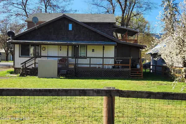 180 N 3rd Street, Priest River, ID 83856