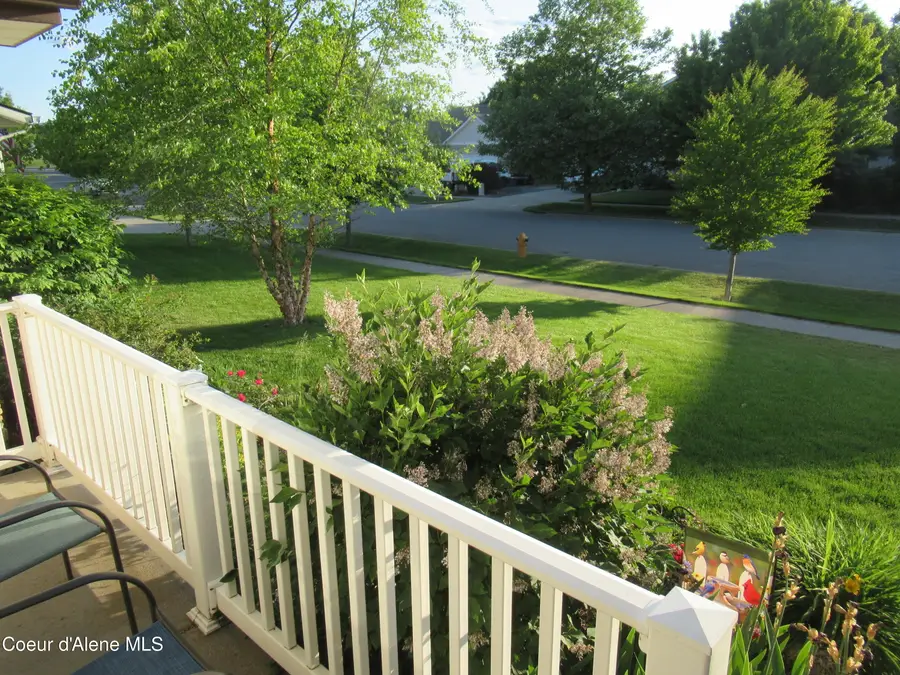 4384 W Lennox LOOP, Coeur Dalene, ID 83814 - #3