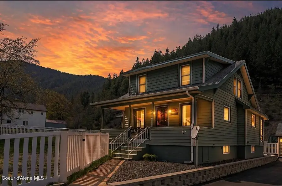 332 Main ST, Wardner, ID 83837 - #2