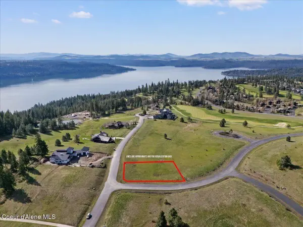 16905 S Magma Ln, Coeur d'Alene, ID 83814