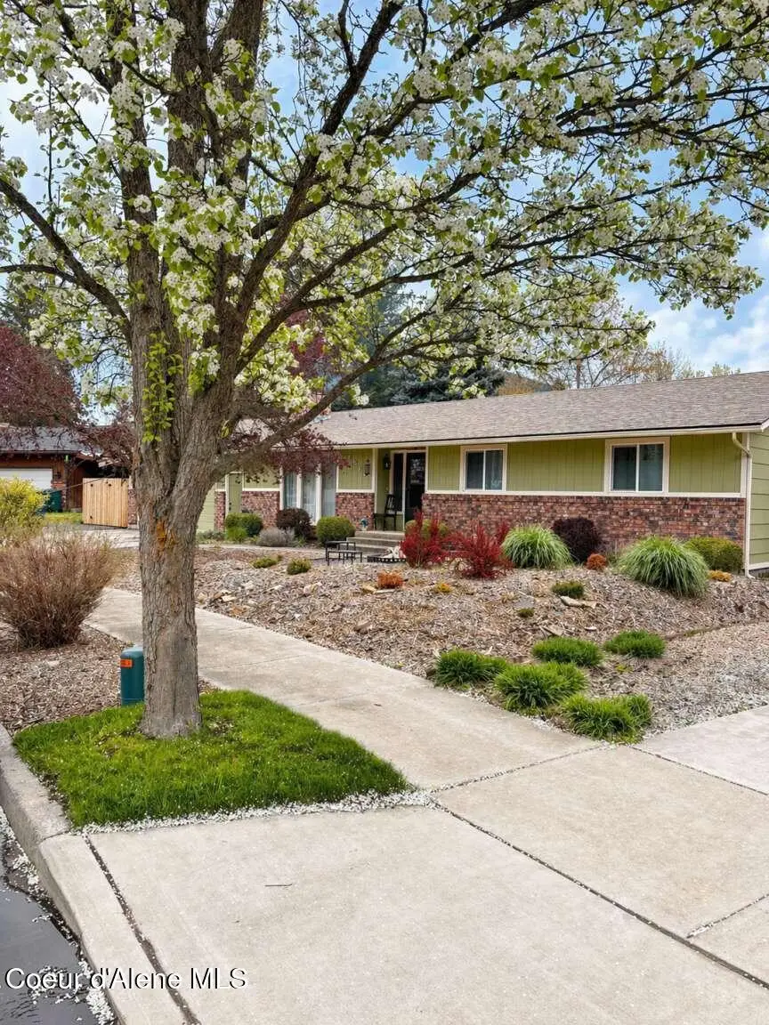 3510 E Pine Hill DR, Coeur D Alene, ID 83815 - #2
