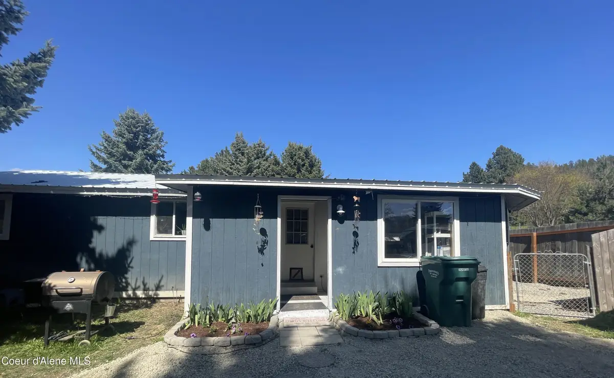 6695 Nez Perce St, Bonners Ferry, ID 83805 - #1