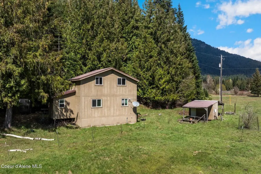2359 E Spring Creek RD, Clark Fork, ID 83811 - #3