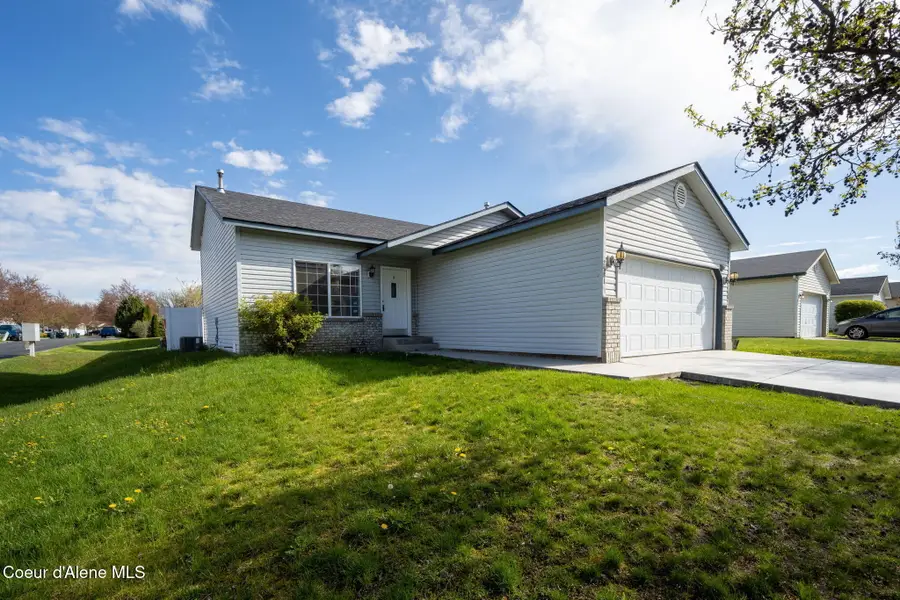 2581 W Grenoble LN, Coeur Dalene, ID 83815 - #3