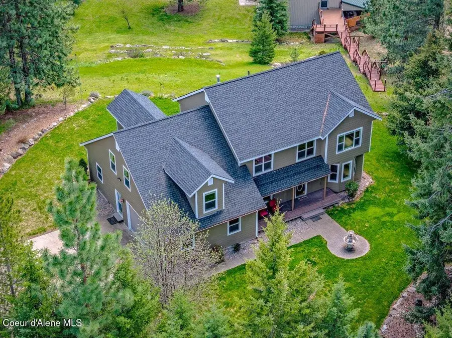 405 Brisboys RD, Sagle, ID 83860 - #3