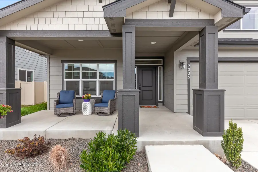 2025 W Domaine Dr, Coeur Dalene, ID 83815 - #2