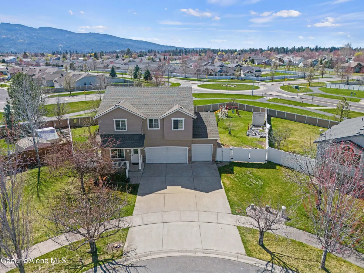 2800 E Thrush DR, Post Falls, ID 83854 - #1