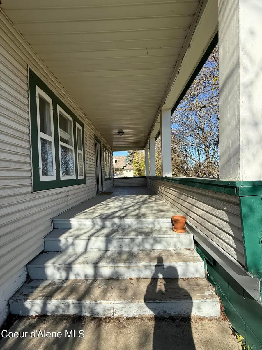 1027 Jefferson Ave, Saint Maries, ID 83861 - #3