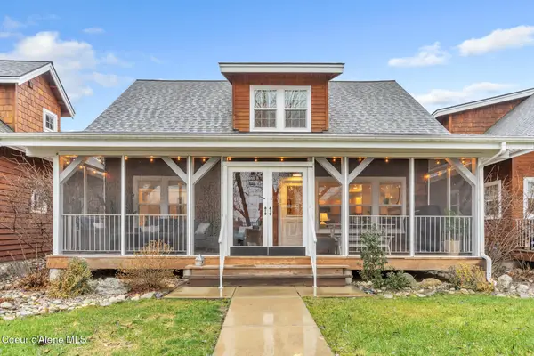 209 Pomrankey Ln, Dover, ID 83825