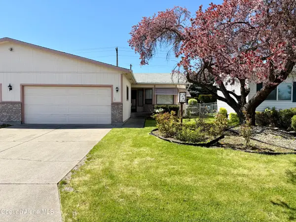 1537 W Woodlawn DR # 2, Hayden, ID 83835