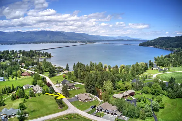 485 Birch Haven Dr, Sagle, ID 83860
