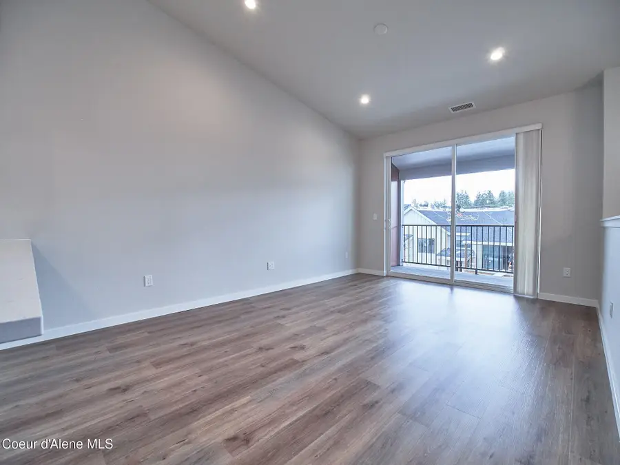 1227 E MILLWORX LOOP, Post Falls, ID 83854 - #3