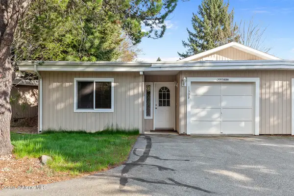 1309 Metaline Lane, Sandpoint, ID 83864