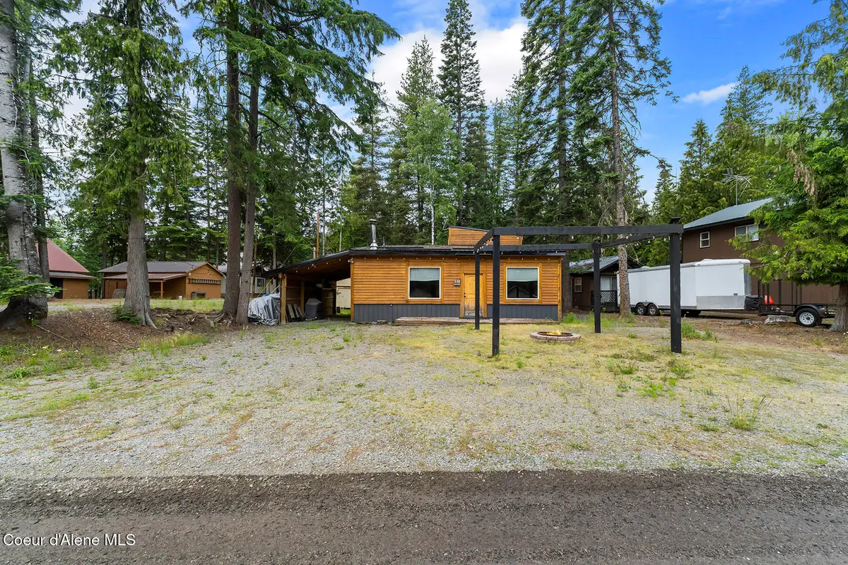 118 Timber LN, Nordman, ID 83848 - #1