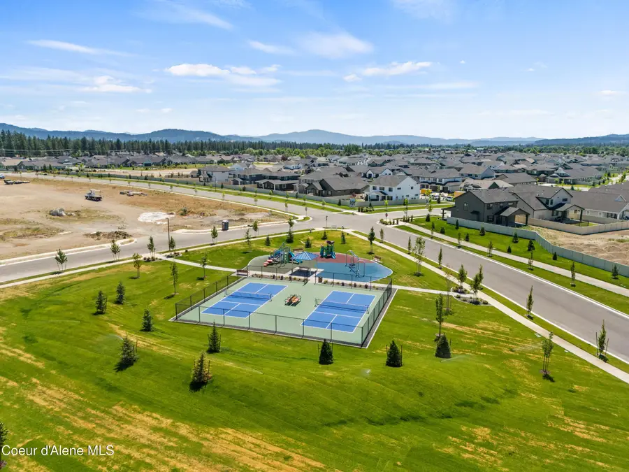 1735 W VALENTIN LOOP, Coeur Dalene, ID 83814 - #3