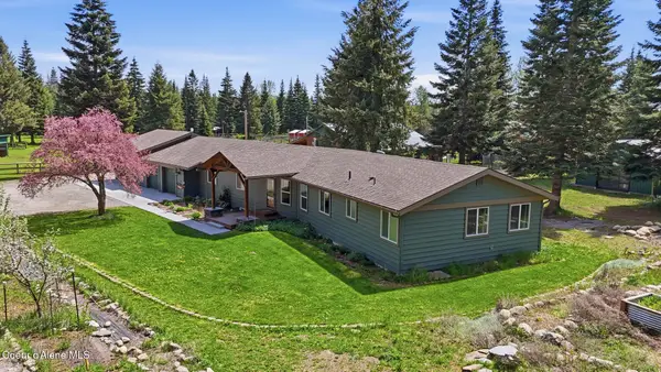 21381 N Thatcher CT, Rathdrum, ID 83858