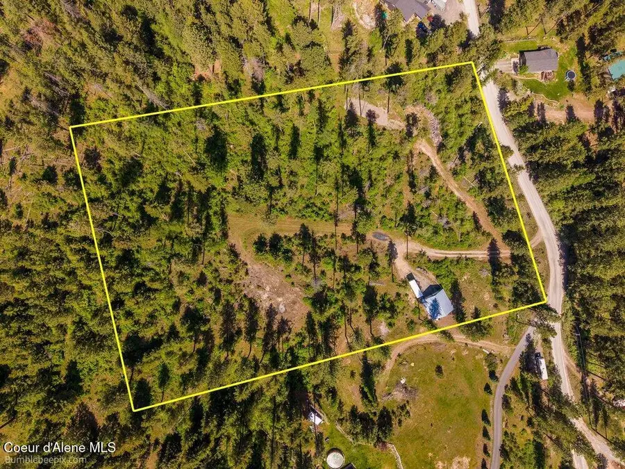 821 S Star Garnet Rd, Coeur Dalene, ID 83814 - #3
