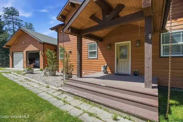 40 Sadie Lane, Careywood, ID 83809