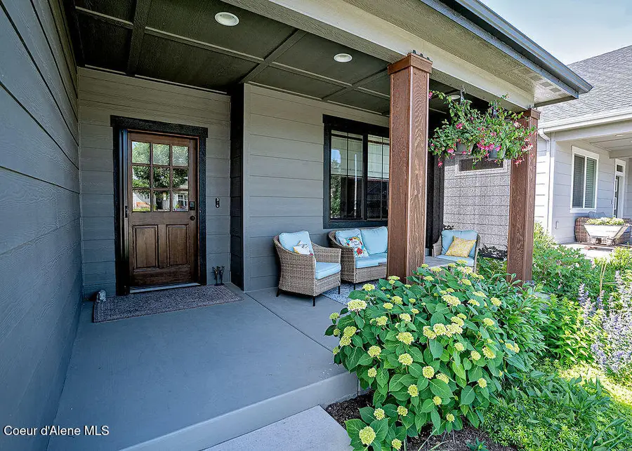 2052 W Bernard DR, Coeur Dalene, ID 83815 - #3