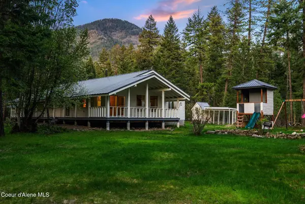 883 Mountain View Rd, Clark Fork, ID 83811