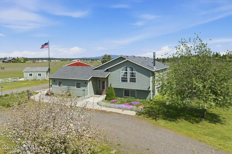 2037 E Yellow Pine Ave, Athol, ID 83801 - #3