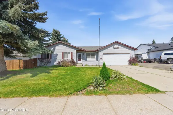 6637 W Silverado ST, Rathdrum, ID 83858