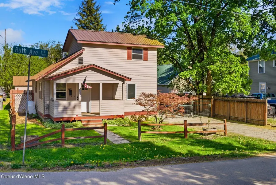 722 Ruth AVE, Sandpoint, ID 83864 - #2