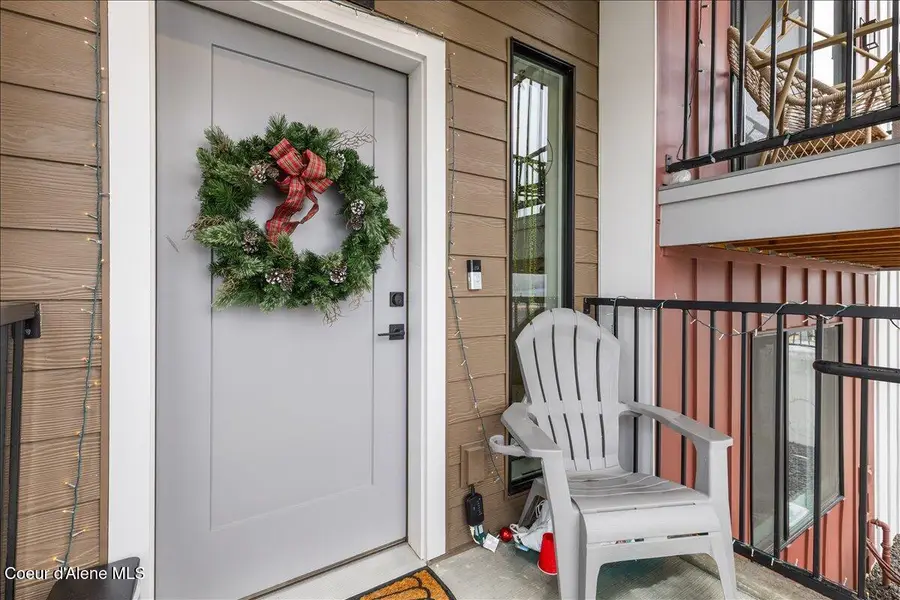 930 E Railroad AVE, Post Falls, ID 83854 - Image #3