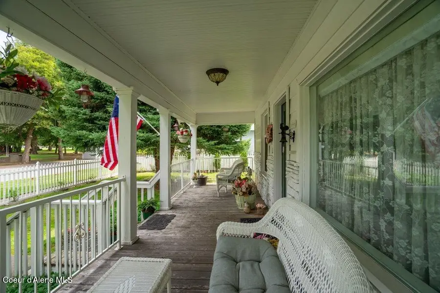 6228 W Washington ST, Spirit Lake, ID 83869 - #2