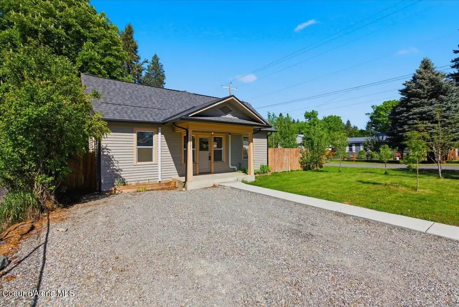 32487 N 2nd AVE, Spirit Lake, ID 83869 - #3