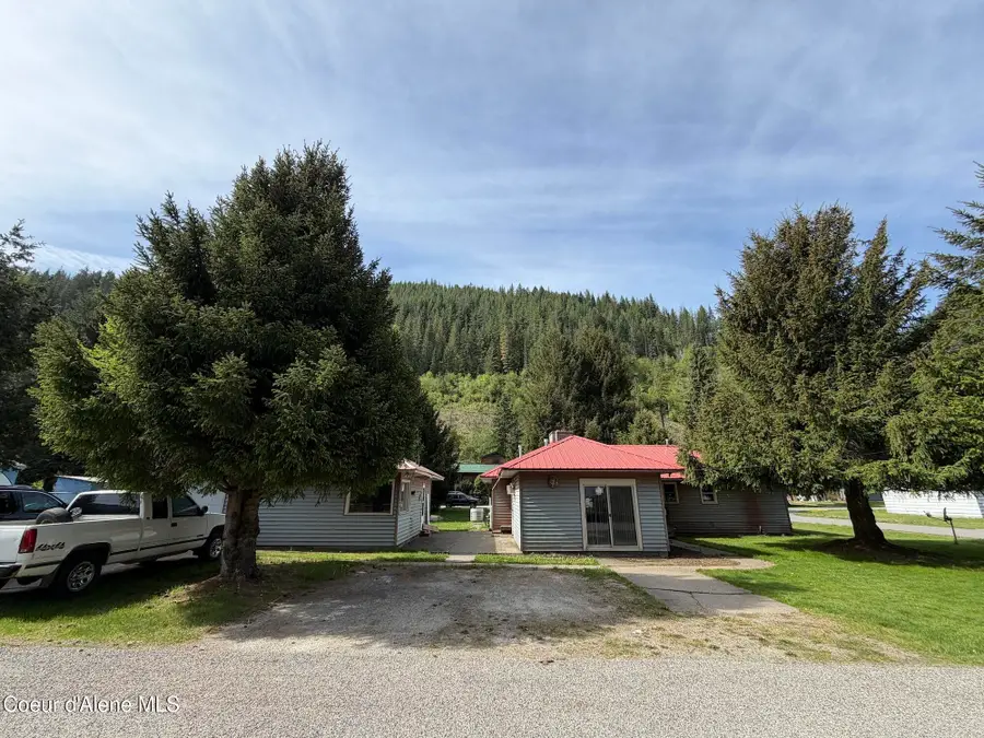 305 E Fir Ave, Osburn, ID 83849 - #2