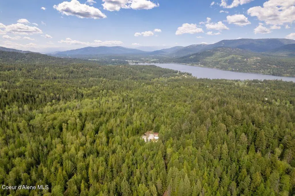 1427 Roop Rd, Cocolalla, ID 83813 - #1