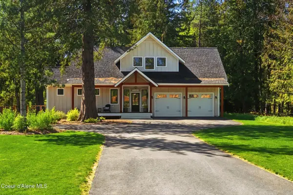 685 Railroad AVE, Dover, ID 83825