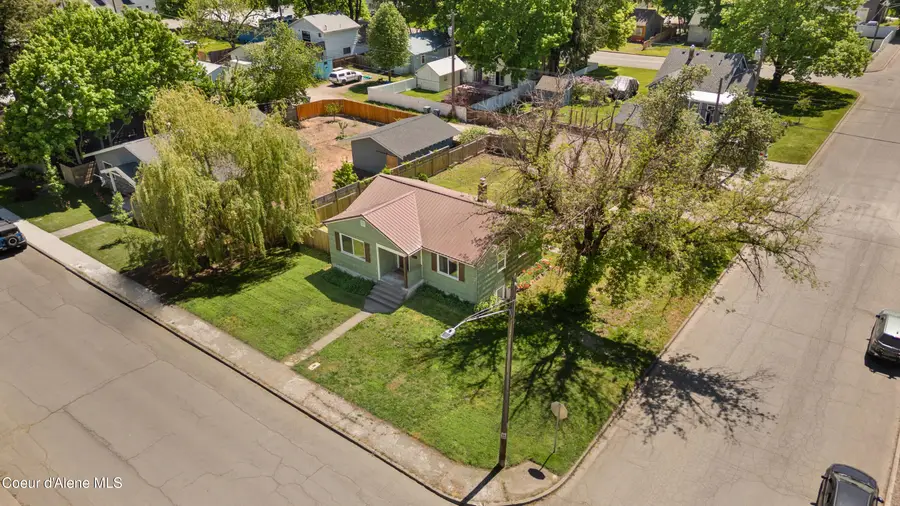 1002 E Montana Ave, Coeur D Alene, ID 83814 - #3