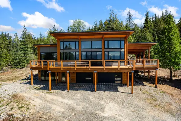933 Rising Hawk Ridge RD, Sandpoint, ID 83864