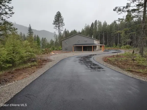 25817 N Dickens Rd, Athol, ID 83801